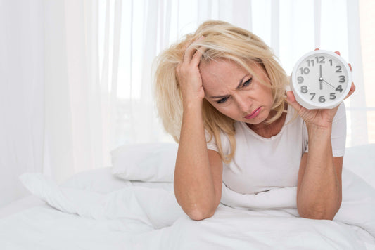 Despertares nocturnos en la menopausia: por qué ocurren y cómo volver a dormir