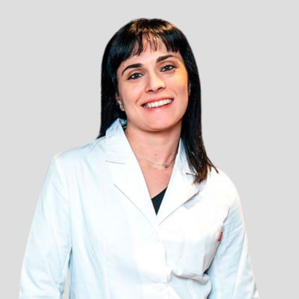 Dra. Sonia Albero, ginecóloga especialista en menopausia y equipo médico Nessum
